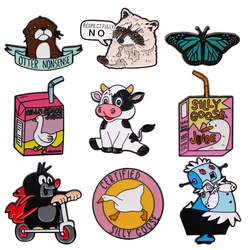 Cartoon Animal Series Goose Cow Badges on Backpack Men Women Lapel Pins Enamel Pin Brooches for Clothing Fashion Decorations