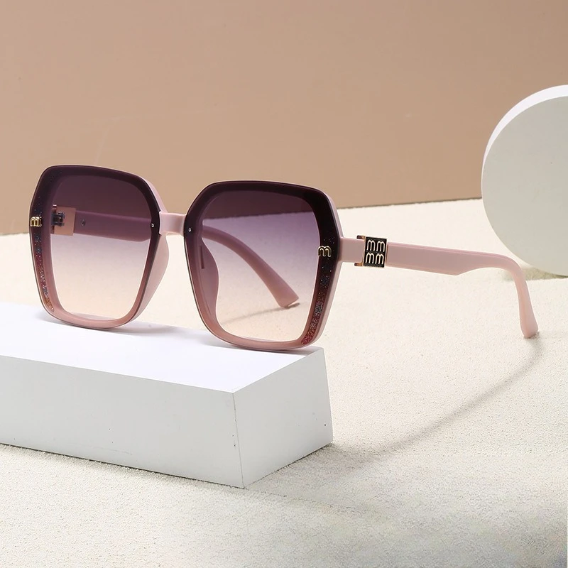 

2025 Square Oversized Sunglasses Women - Trendy Big Frame UV400 Shades, Slimming Face & Street Style Luxury