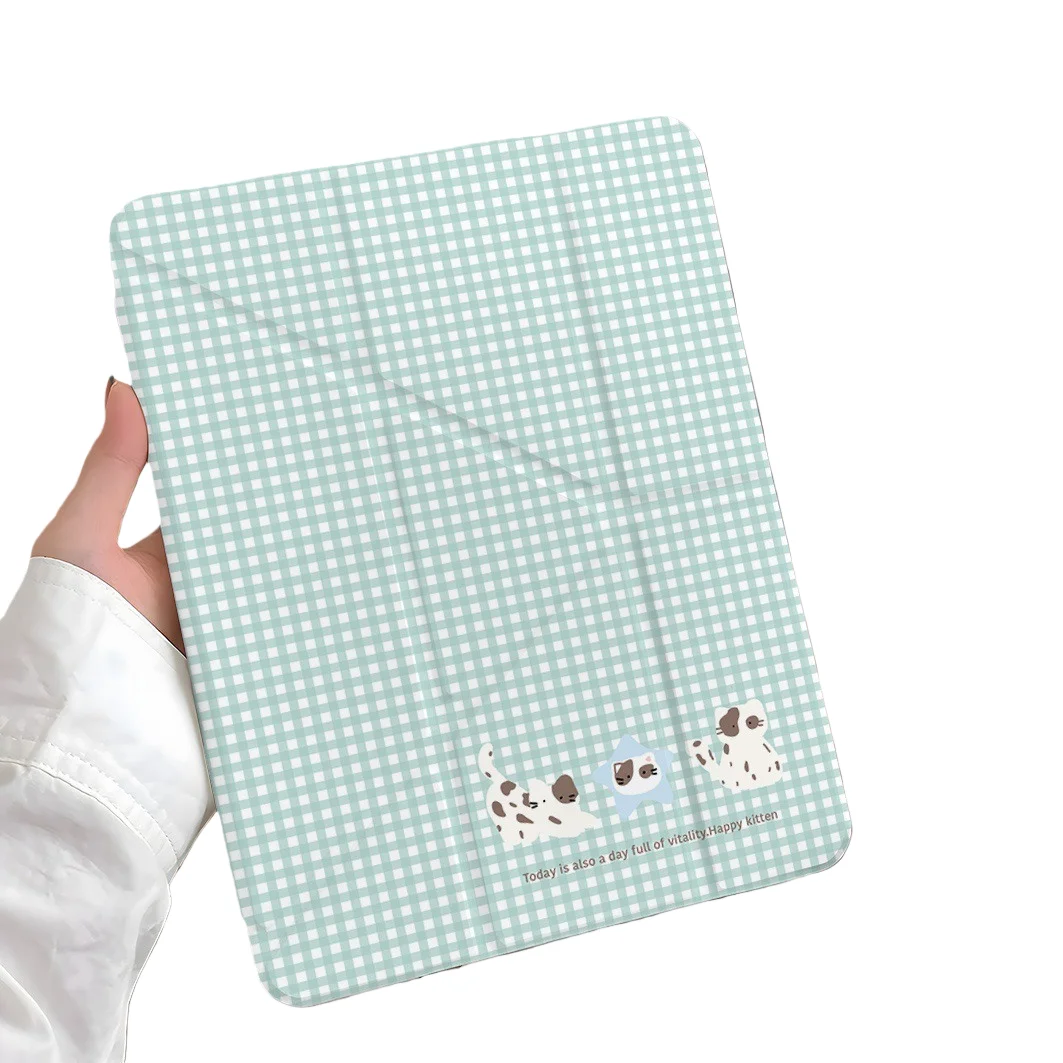 格子柄子猫ペンホルダー付きタブレットケース Mini7 6 iPad Pro 2024 2022 2021 2020 2019 2018 2017 11 10 9 8 7 6 5 Air7 6 5 4 3 2 1 カバー
