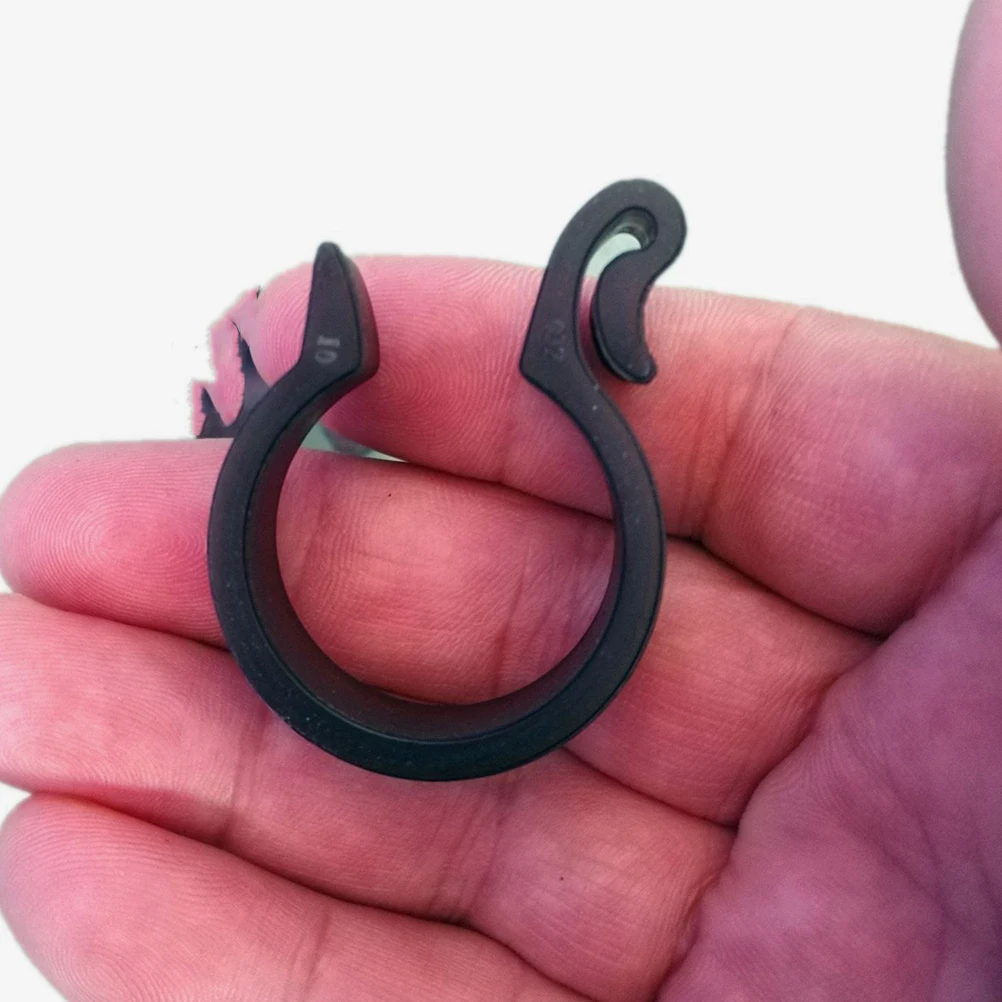 

100pcs Drip Irrigation Pipe Clamps Garden Hose Fixing Clips Hanging Tube Plastic Tubing Φ16 Greenhouse Accessories