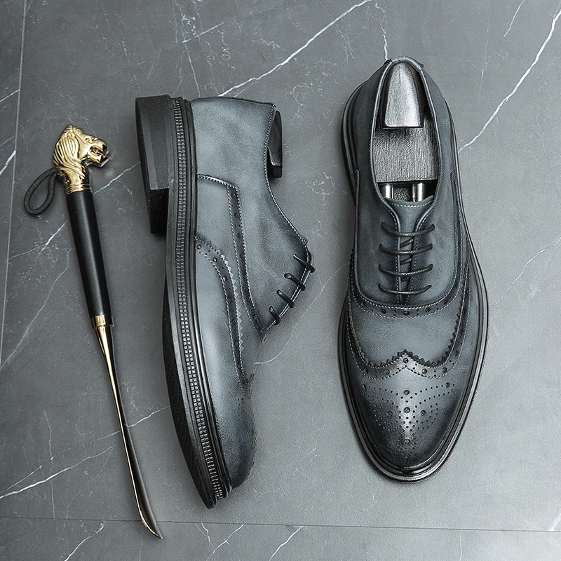 Men's classic British style business casual leather shoes men's brogue shoes office flat shoes men's suit dress shoes size 38-44