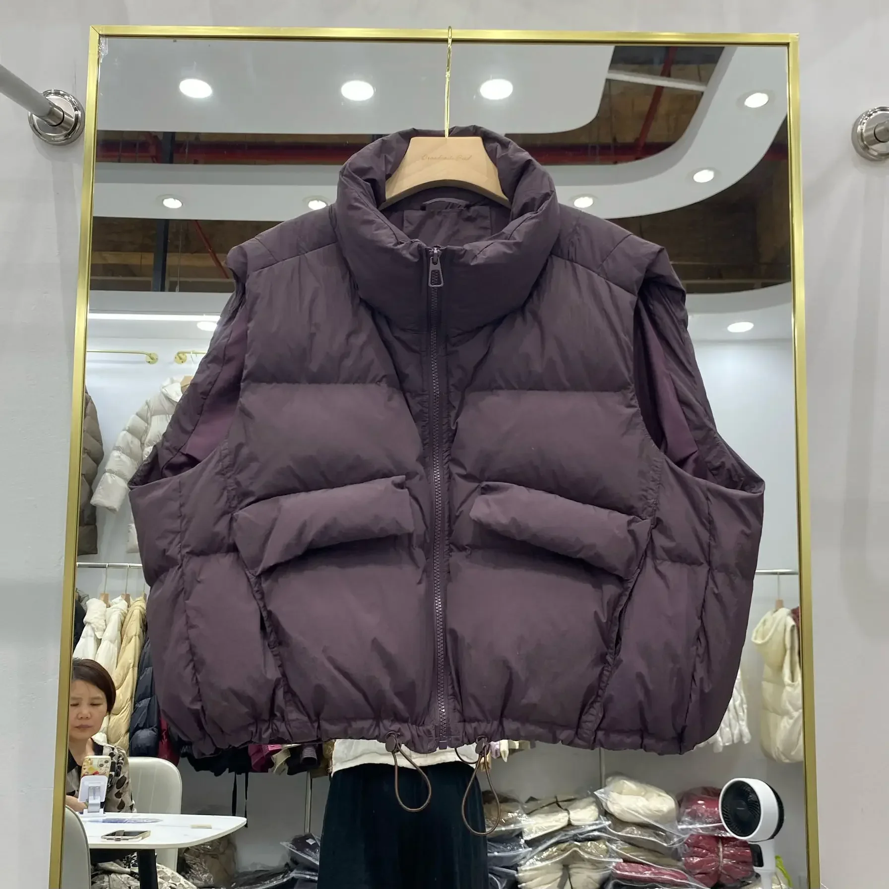 

Осенне-зимний женский пуховый жилет 2025 года, свободный короткий жилет для поездок на работу, High Street