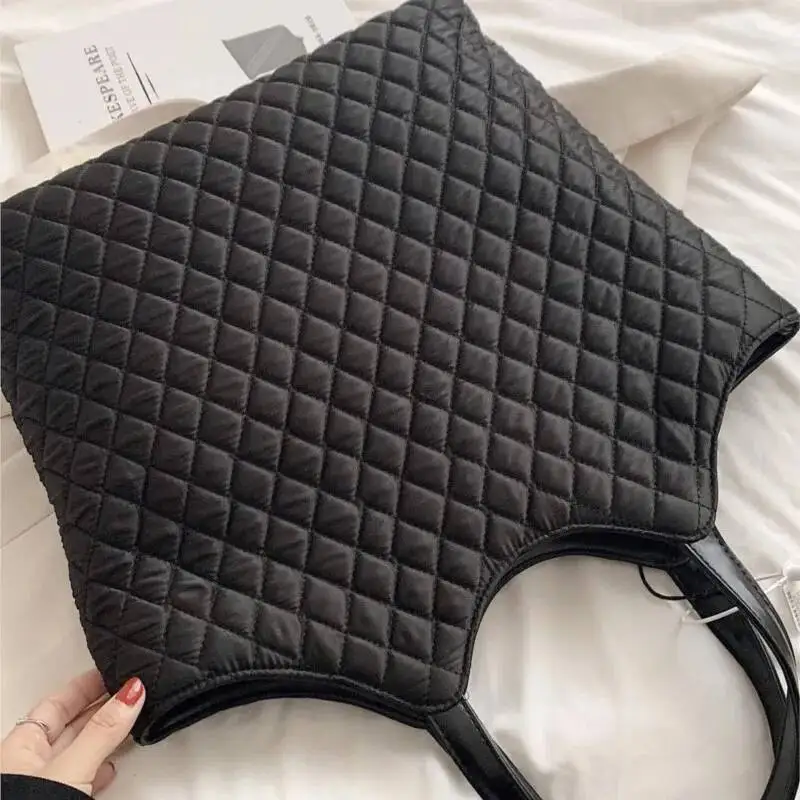 Bloom Black Puffed Quilting Tote Women Large Capacity Ing Shoulder Bags Ladies Fashion Premium Commute Underarm Bag