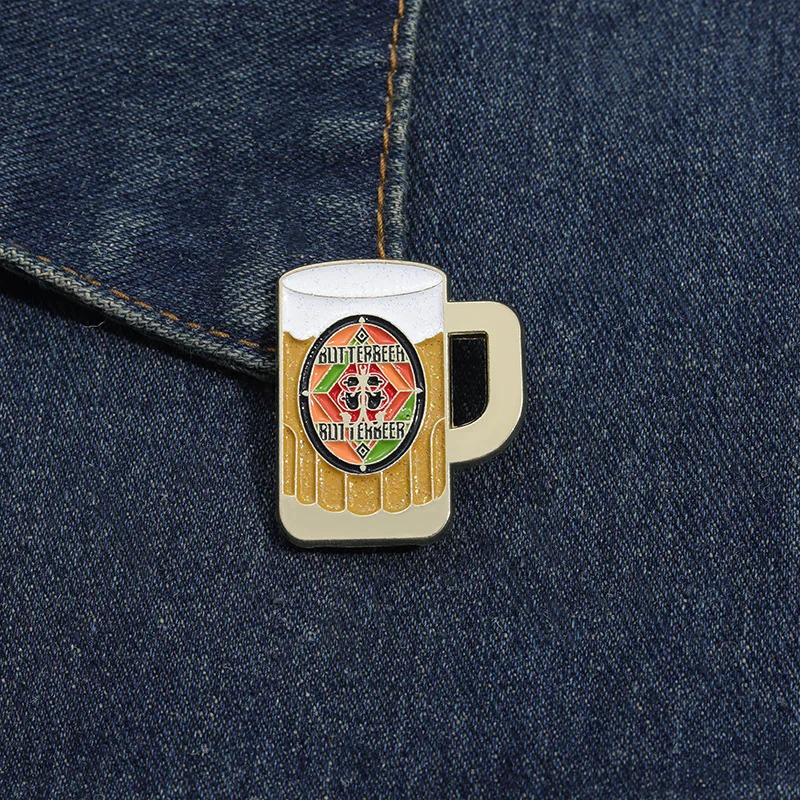 New Beer Cup Shaped Metal Badge Collar Pin Brooch Metal Badge Gift Versatile Clothing Wholesale