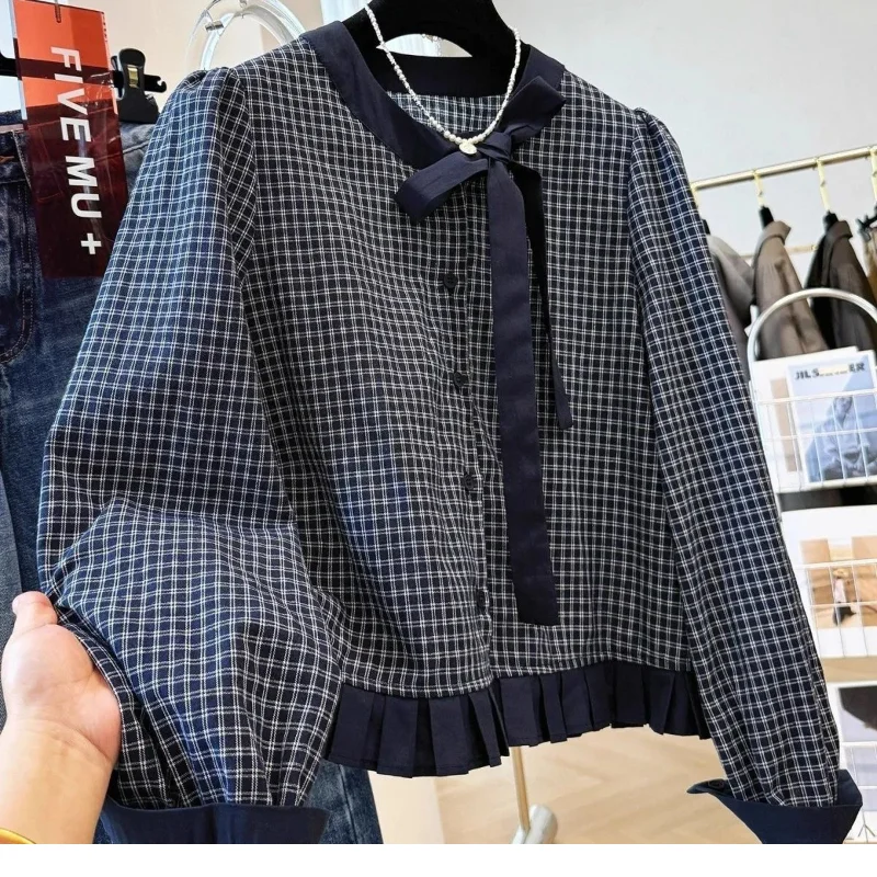 الكورية الرجعية منقوشة القوس ضمادة الجولة الرقبة قميص المرأة 2025 الخريف جديد الكشكشة تصميم كم طويل بلايز الحلو Y2k بلوزة