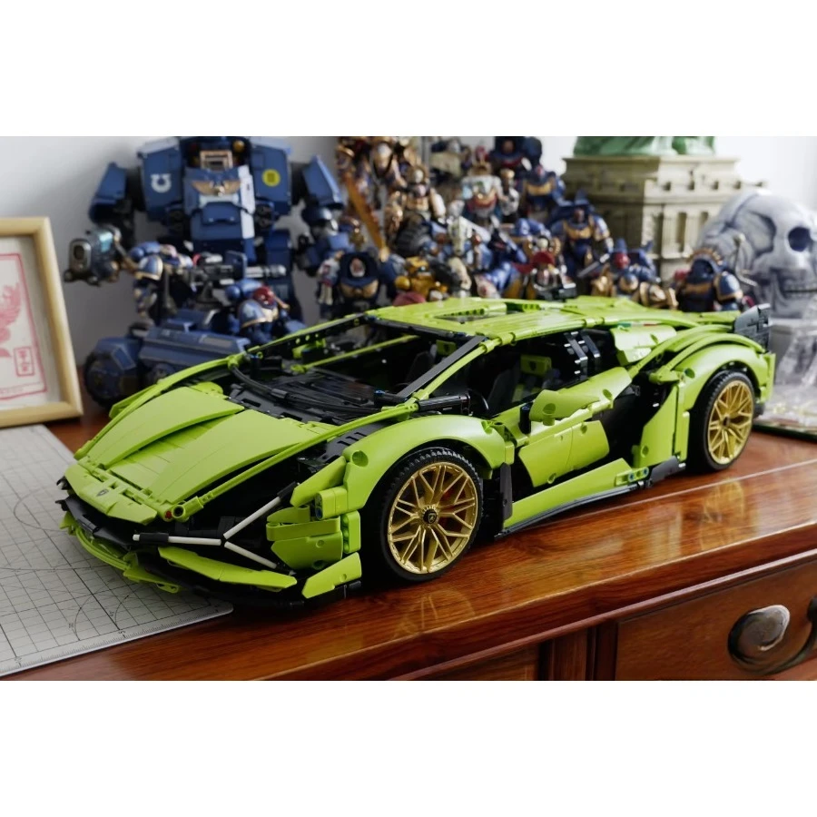 

Toys static version 18 + adult racing model building block premium mechanical set 42056 42115 42083 42143 collector's gift