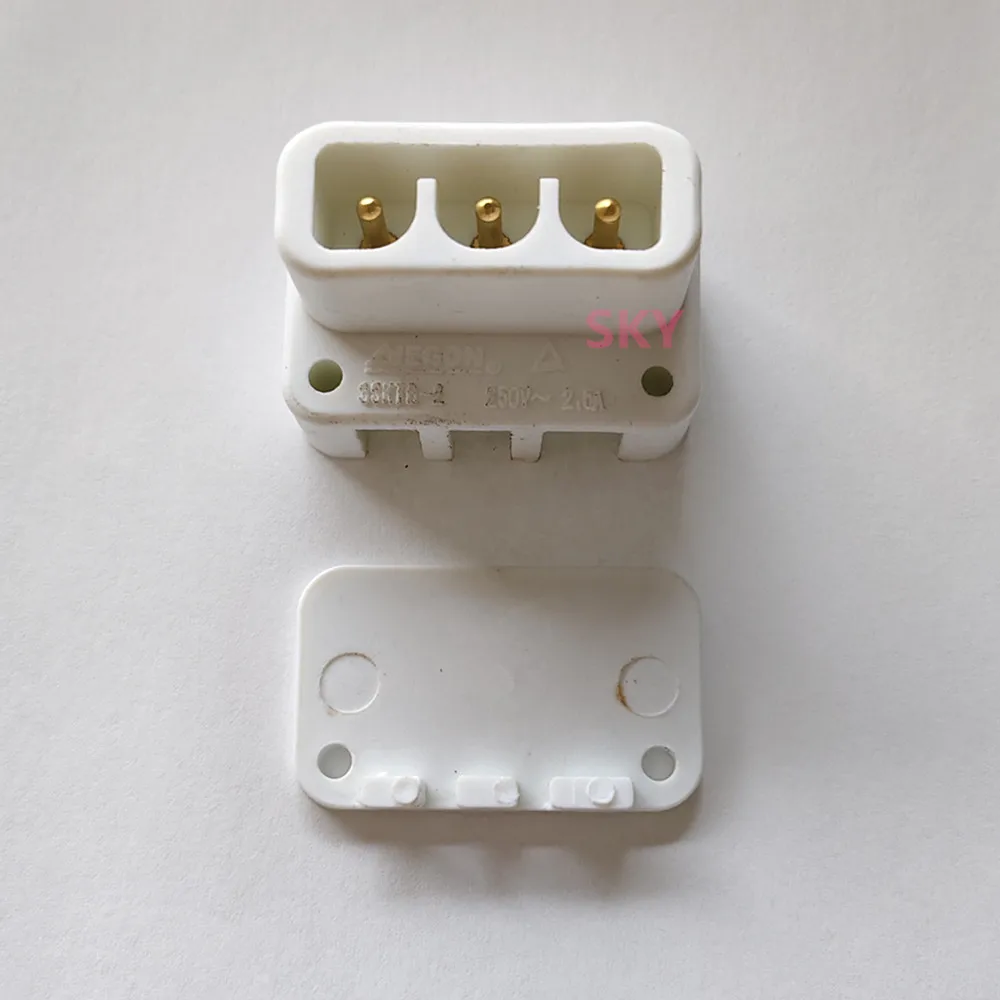 Receptacle 3SKTB-2 2.5A 250V For Singer 2250,2259A,2263A,4423,5511,5523,3323,3321,1306,3210,2282,1412,2273,1408,1409,4411,4432