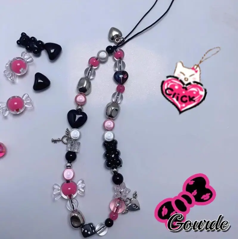 

Gourde Candy Love Heart Beaded Cellphone Chain for iphone case Lanyard Y2K Phone Chain Black Bear Pentagram Beaded Key Hanging