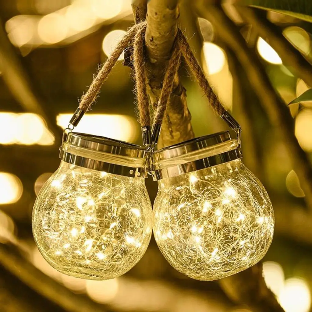 lampade-a-sospensione-ottima-decorazione-per-esterni-per-prato-patio-e-giardino