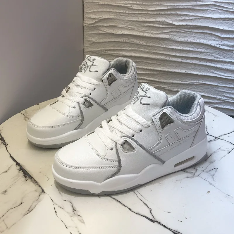 Luxury Women's Fashion Versatile Casual Board Shoes Couple Same Outdoor Running Shoes Classic Men's Sports Shoes sneakers men