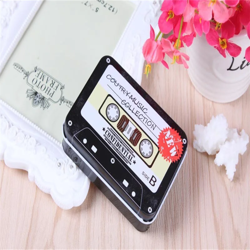 

Cartoon Mini Iron Box Flip Cover Note Paper Brooch Keychain Candy Gifts Packaging Case Baby Shower Birthday Wedding Party Favor
