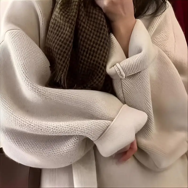 

Удлиненные женские кардиганы темно-синего цвета на зиму, с завышенной талией, круглым вырезом, мягкие, теплые, с полуоткрытой застежкой, со стразами, оверсайз, шикарные, с карманами, для вечеринок и офиса