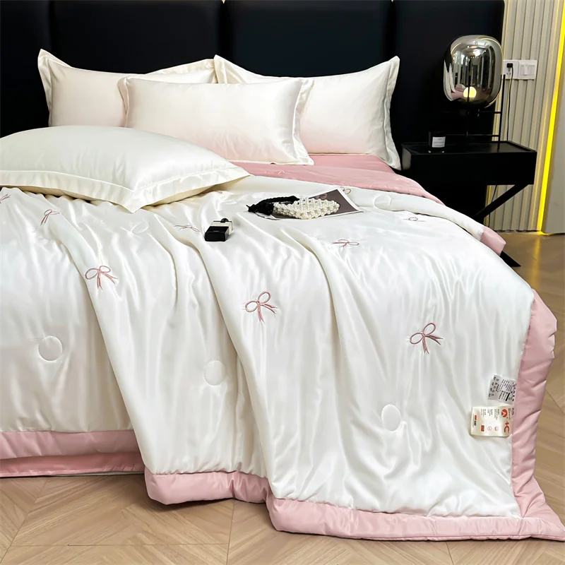 Pink Bow Embroidery Design Summer Quilt, Silky Naked Sleeping Ice Silk Fiber, Lightweight Soft Breathable Air Conditioner Quilt