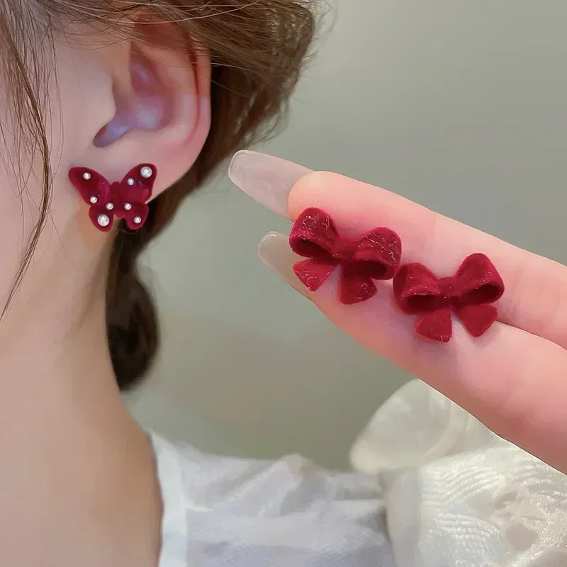Gentle Red Velvet Imitation Pearl Bow Flower Earrings For Women Retro High-end Temperament Earrings Festival Ear Accssories B