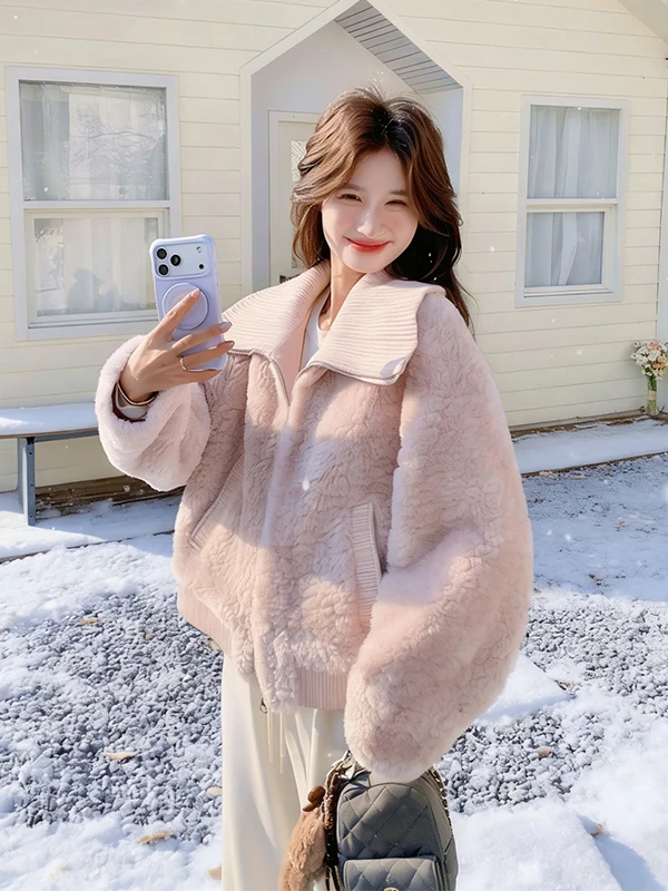 Różowy płaszcz z futra jagnięcego z dzierganym kołnierzem, ciepły, ocieplany, anty-agingowy, z jagnięcej aksamitu, damska odzież wierzchnia, luźny krój, nowy model na zimę.