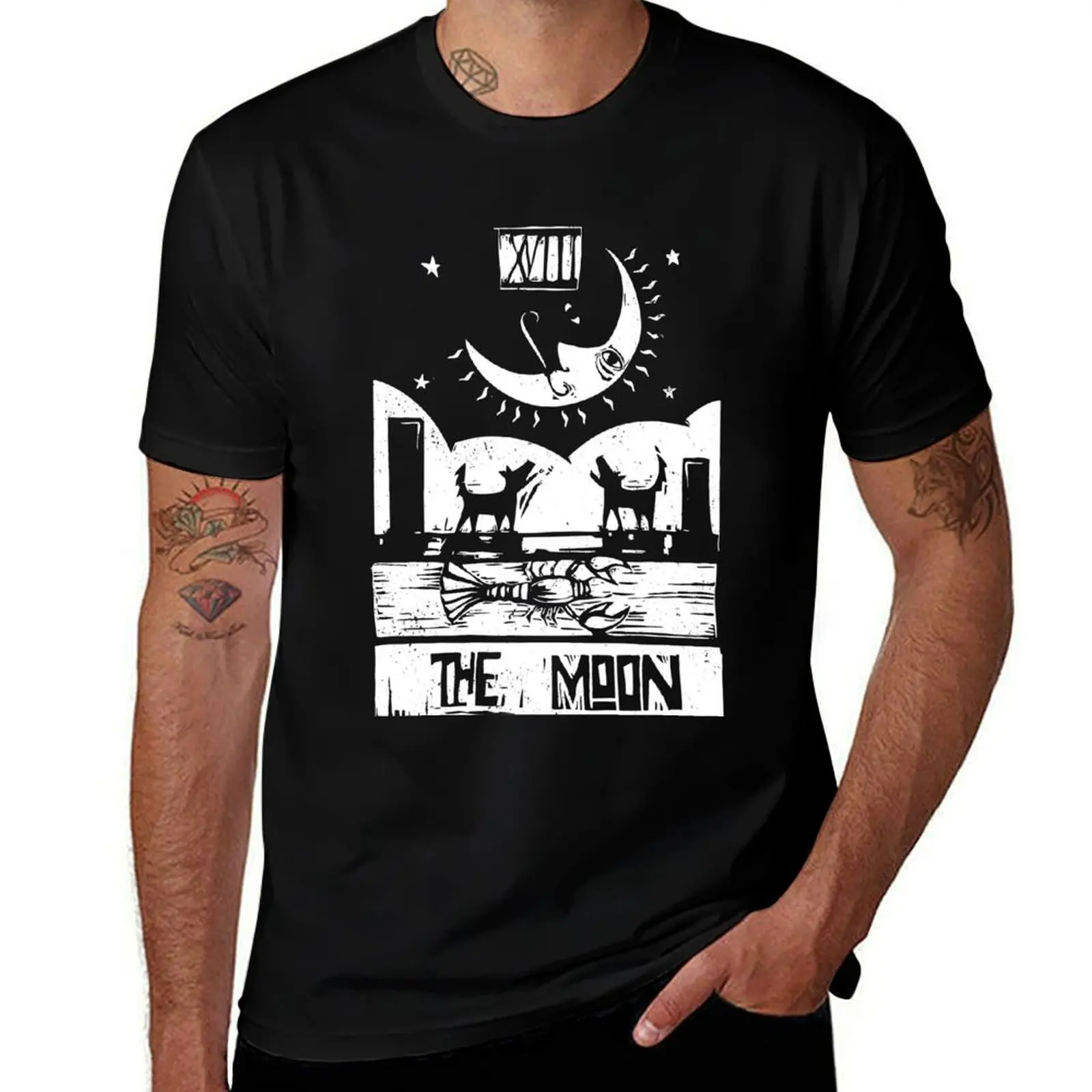 

The Moon - Tarot Cards - Major Arcana T-Shirt man t shirt cotton high quality cotton t shirts man 100% T-Shirt