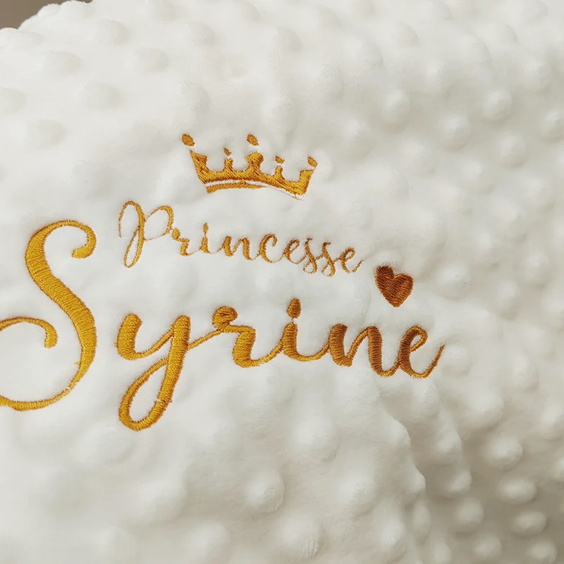 Kişiye Özel Bebek Battaniyesi - Embroidery Names incelemesi ve fiyatı