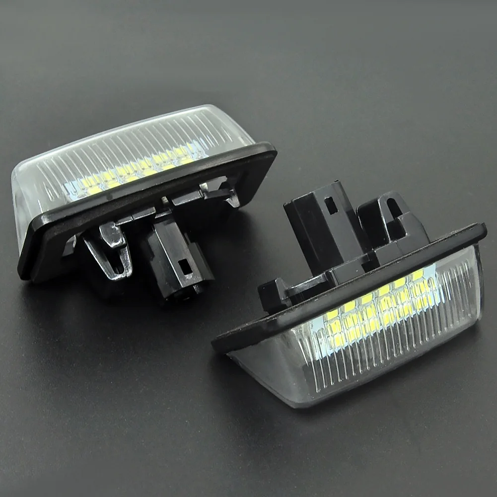 

Suitable for Toyota Crown license plate light, Toyota Corolla CrownCorolla, Vios, NoahVoxyLED license plate light