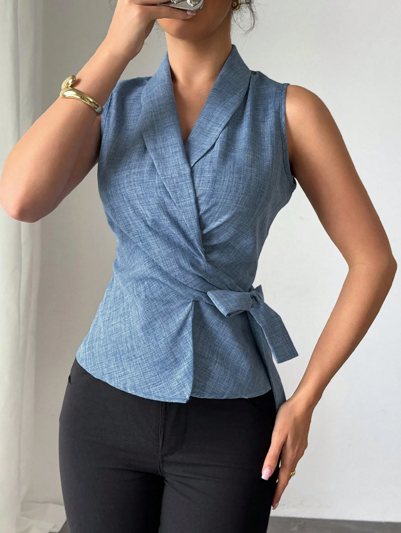 Damen Einfarbiges Sommer-Elegantes Ärmelloses Top mit Bindedetail - Lässiger Chic-Stil für Frauen