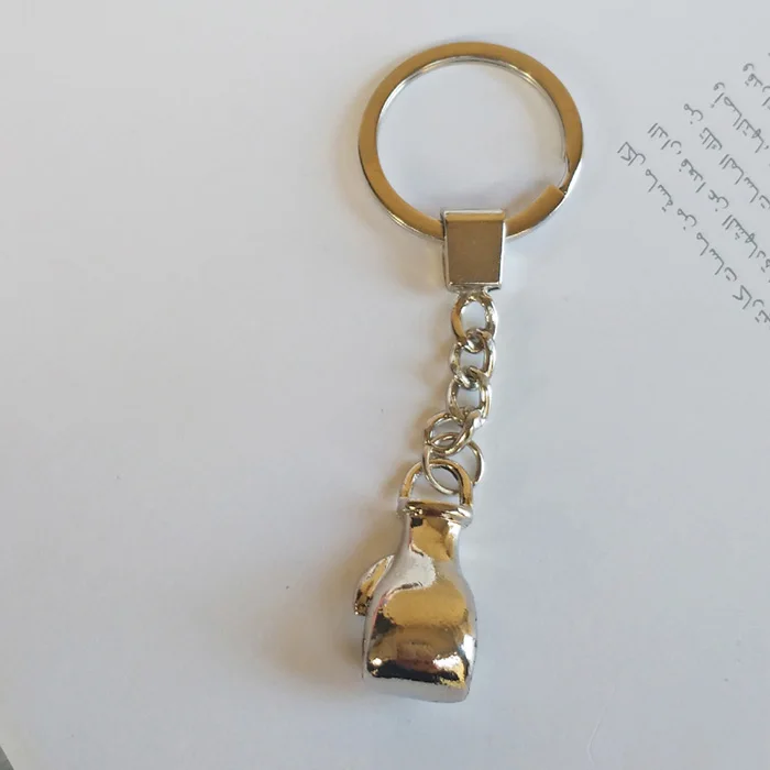 Image 4: Nouveau Design gant de boxe porte-clés-chaud Cool métal porte-clés sport voiture porte-clés sac pendentif porte-clés meilleur cadeau bijoux