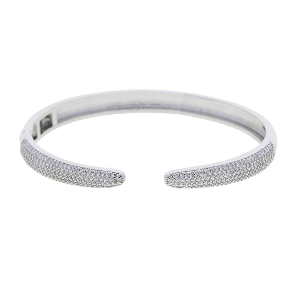 2025 New Arrived Gold Color Iced Out Paved CZ Bling Women Jewelry Classic Simple Open Adjusted Size Band Bangle Cuff Bracelet