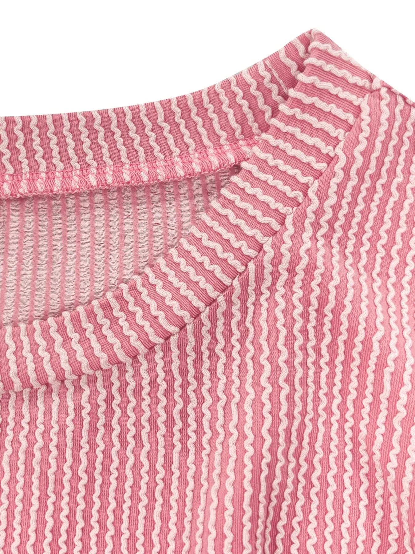 【プラスサイズ】ストライププリントTシャツ＆ショーツ2点セット、カジュアル半袖Tシャツ＆ショーツ、レディースデイリーウェア2点セット