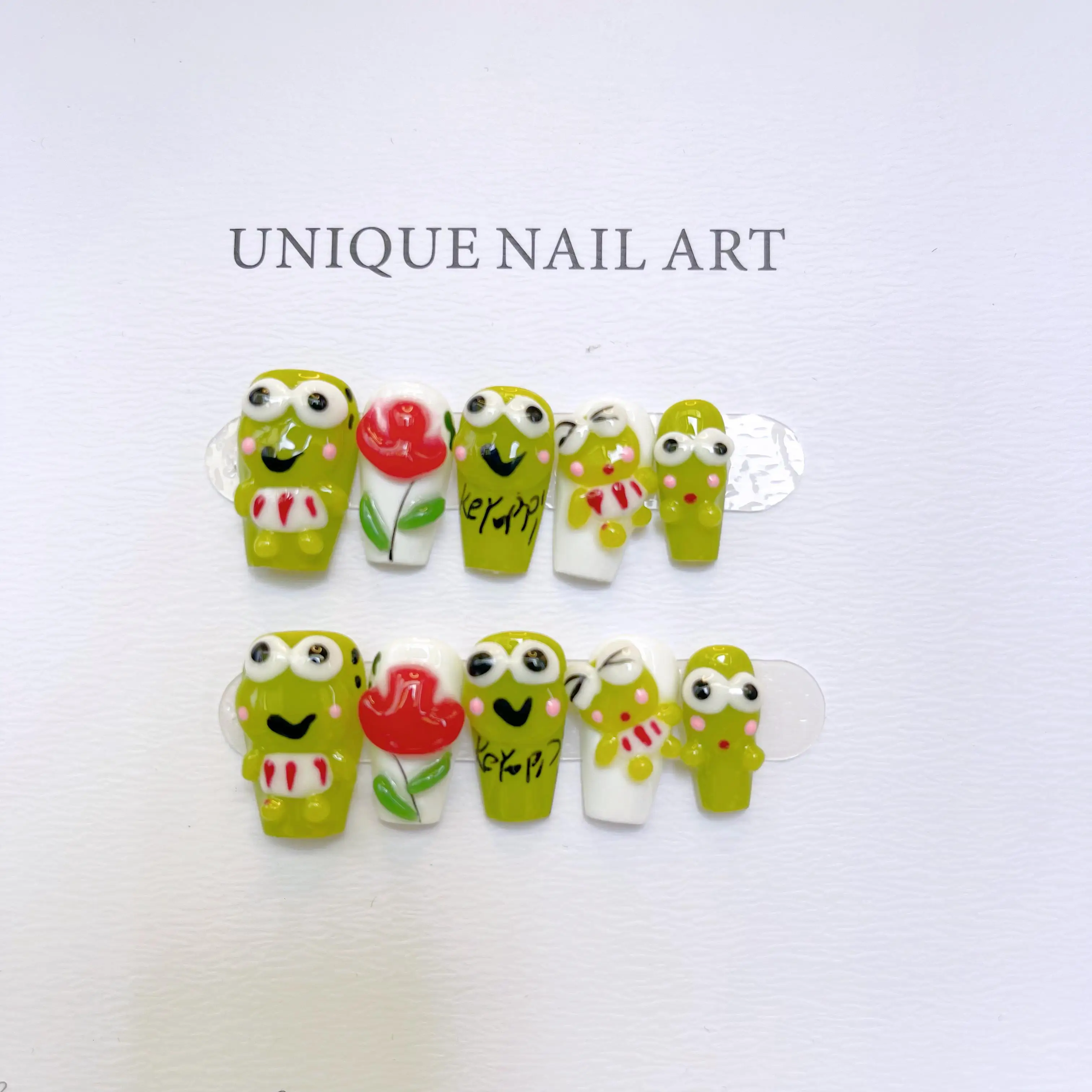 

Whimsical Hand-Sculpted Frog Cartoon Cute Detachable Reusable High-Quality Whitening Handmade Press On Nails.No.D148