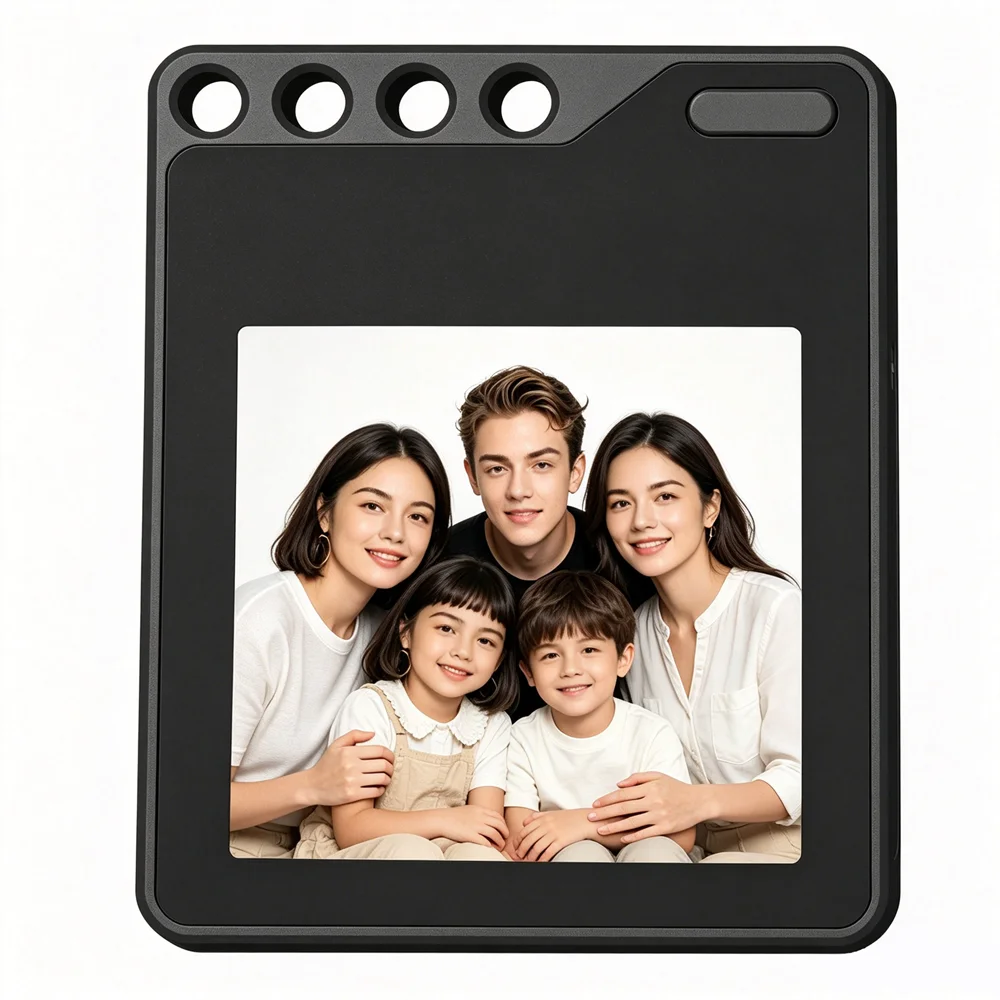 New Arrival Memory Photo Transfer Locator 1.54-inch Four Colors E-ink Display Screen Keychain Luggage Tag for Iphone IOS