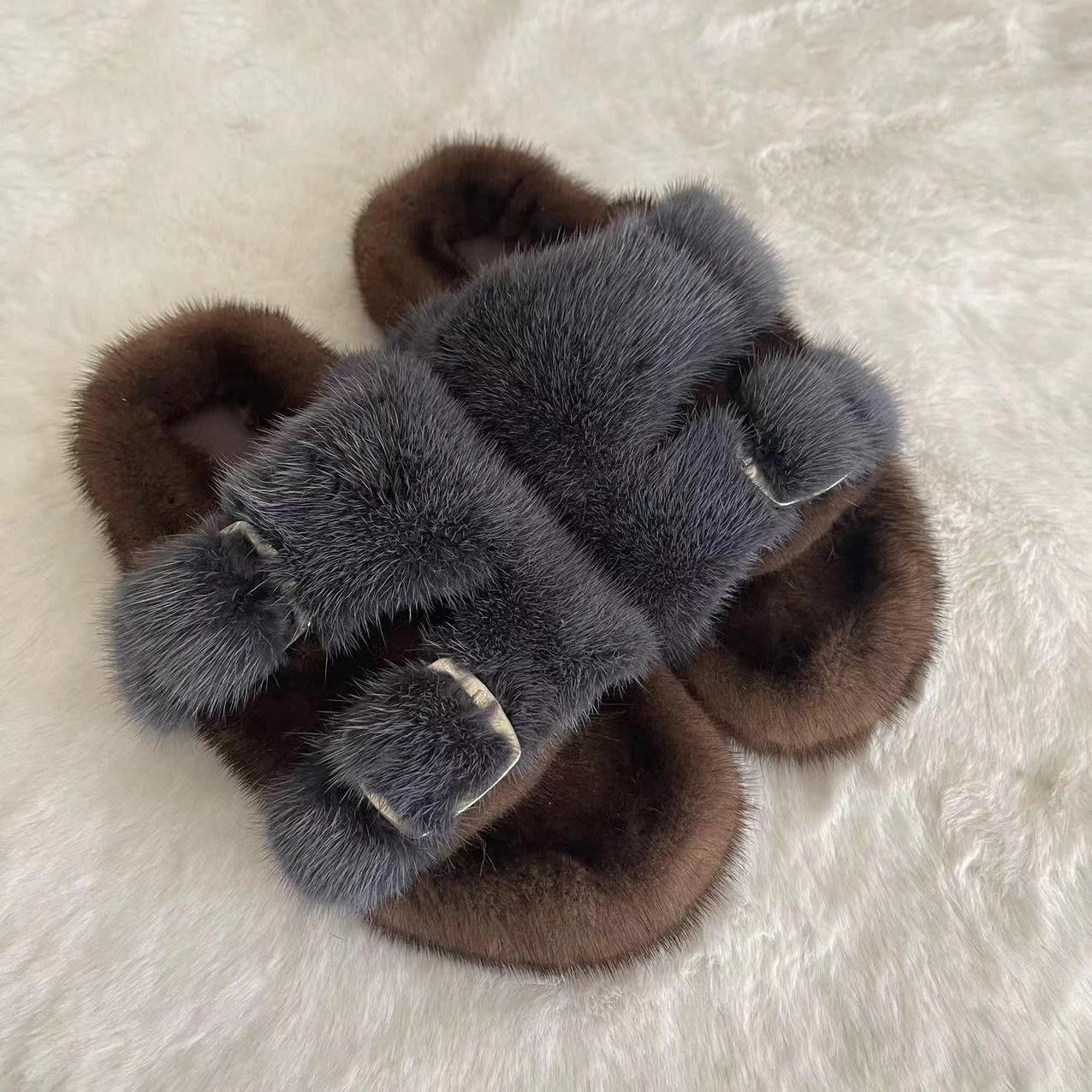 Women\'s and Men\'s Mink Shoes Genuine Mink Fur Slippers 2-Tone Slides