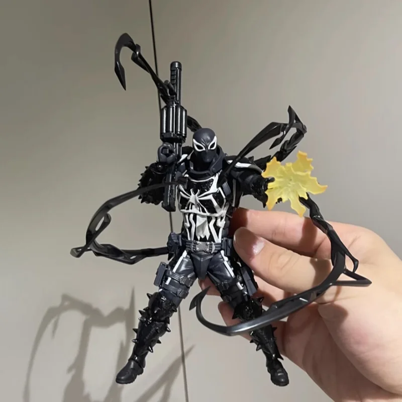 Hot Ct Venom Figura Incredibile Yamaguchi Agente Venom Figurine Eugene Thompson Action Figures Ornament Collection Toy