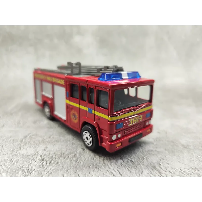 Diecast cprgo escala 1:48 motor de bombeiros acabado guerreiro de fogo liga modelo de carro brinquedo colecionável presente lembrança exibição ornamento