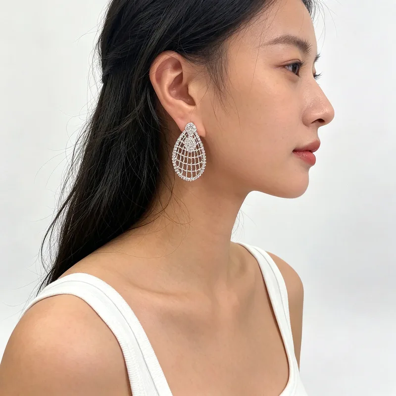 Sparkling Hollow Grid Teardrop Dangle Earrings Inlaid Cubic Zirconia Fashion Daily Ear Accessory