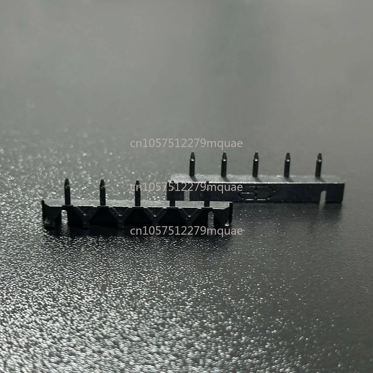 

Пряжка для наращивания волос второго поколения и третьего поколения 6D Пряжка для наращивания волос 6D Пряжка с перьями - коробка из 40 шт.