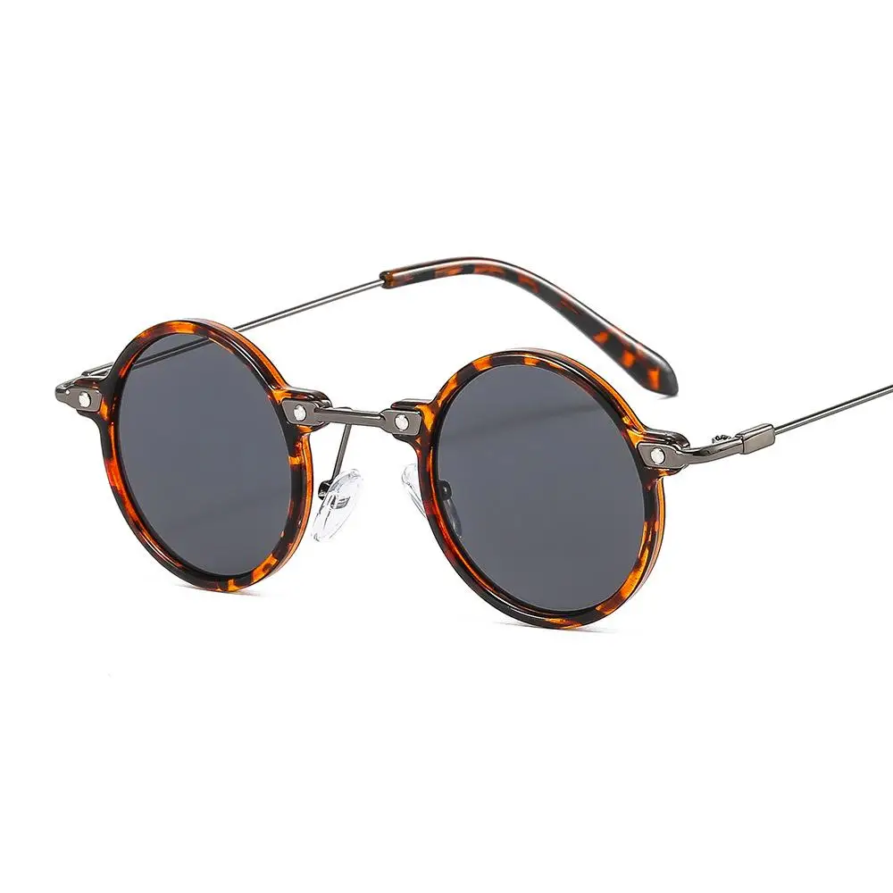 Gafas de sol redondas pequeñas para hombre y mujer, lentes transparentes de Color océano, estilo Punk, para conducir