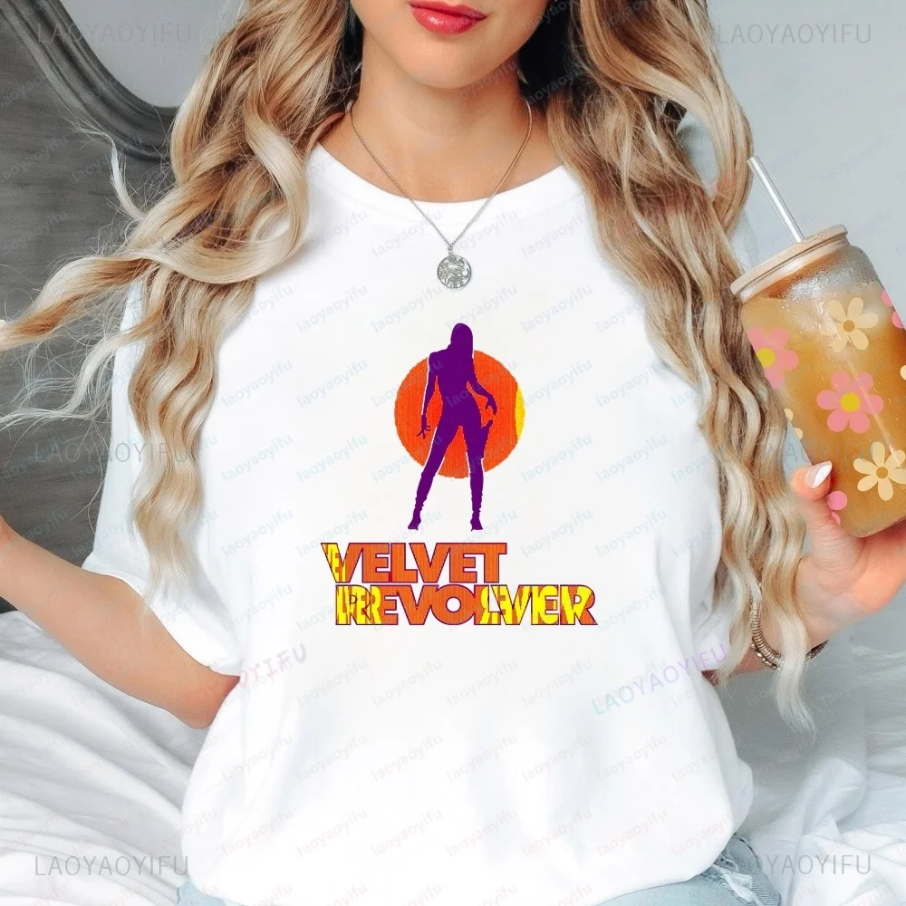 VELVET REVOLVER Rock Band Summer Trend Y2k Short-sleeved Shirt Suitable for Both Men and Women, with Patterned T-shirt Design