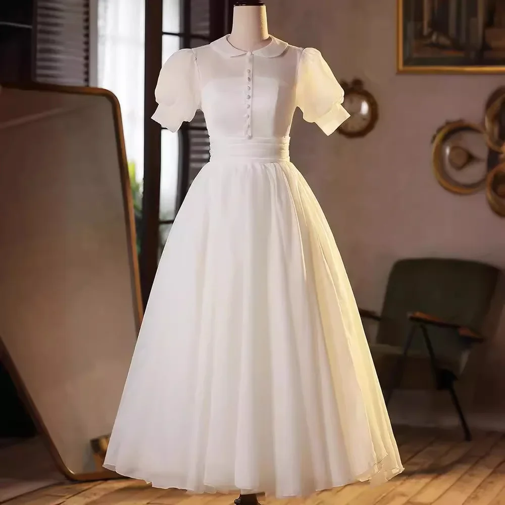 2025 Autumn New Retro Travel Photography Light Wedding Dress Simple And Fashionable White Wedding Dress