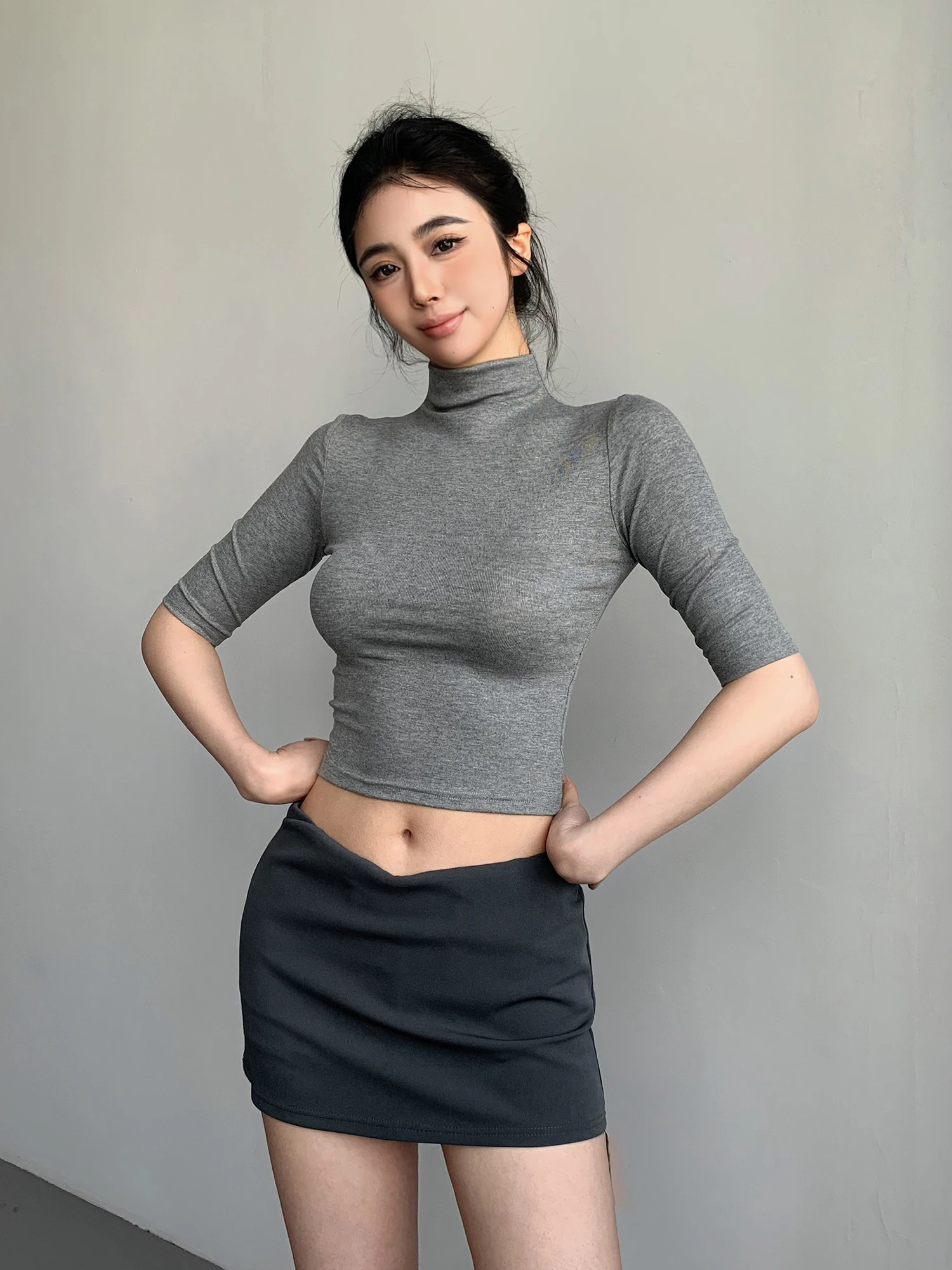

Women's Half-High Collar T-Shirt Short Sleeve Mid-Sleeve Versatile Inner Wear Slim Fit Spring Summer Fashionable Cotton Blend