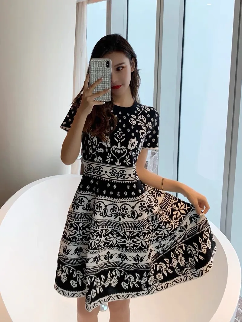 

Striped Jacquard Sleeveless Slim Fit Fashion Casual Luxury Date Party Gathering Bandage Dress A- line Dress Dress