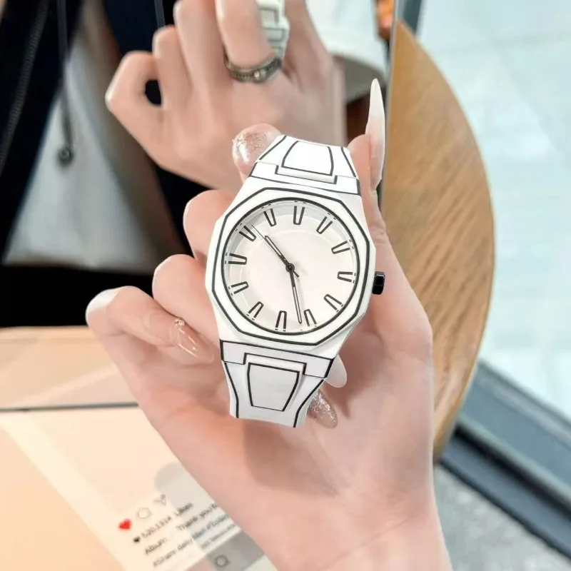 Cartoon Style Watch, Student High-Value Men's and Women's Cartoon Creative Two-Dimensional Quartz Watch