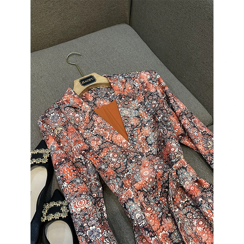 Fashion European & American High-end Women V-neck Floral Slim Dress with Decorative Feathers Desined Printed Casual Dresses