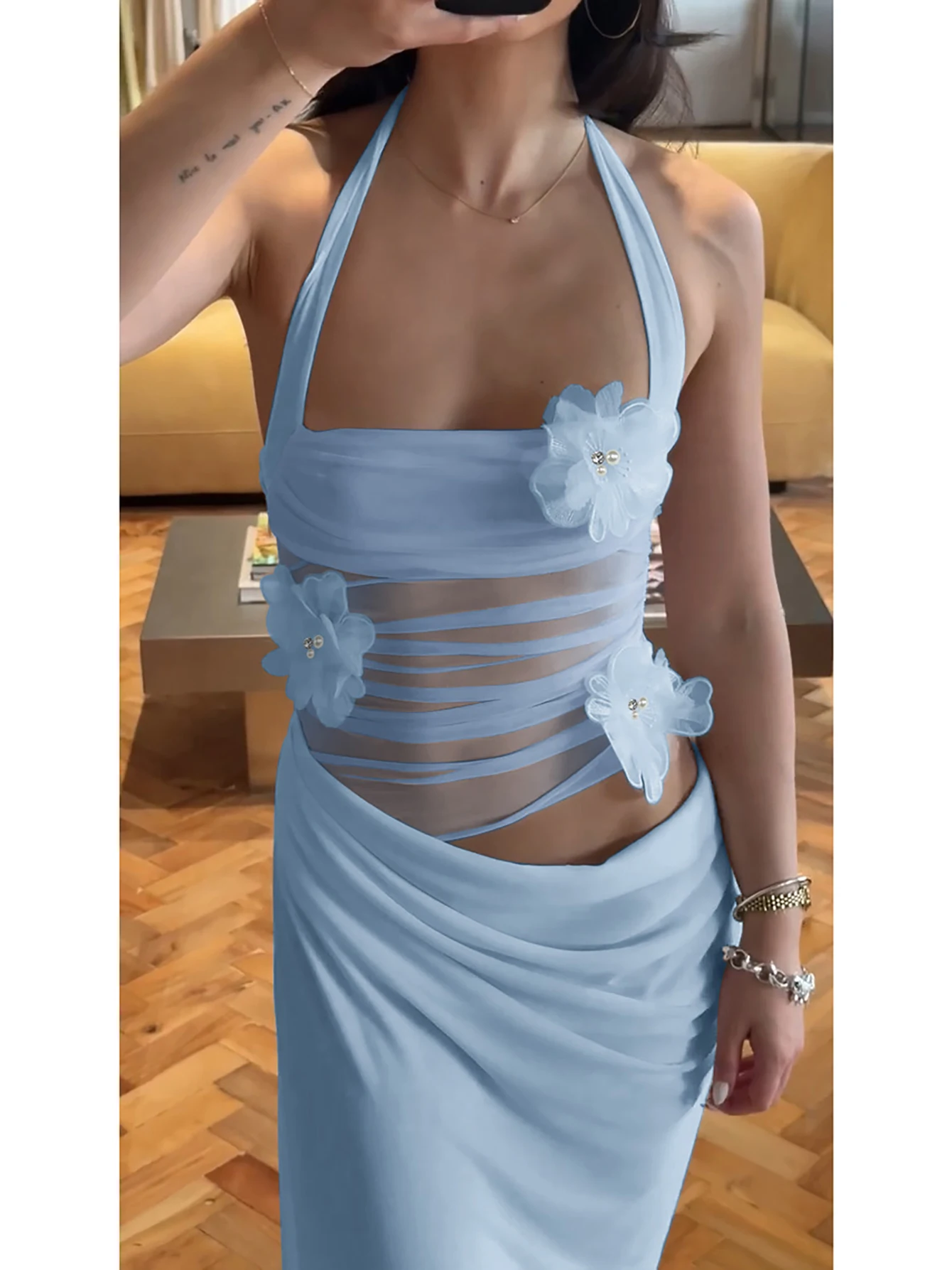 Dulzura Robe longue en maille transparente à fleurs, dos nu, style halter, dernière mode estivale, tenue élégante et sexy pour femmes, tenue de soirée, vêtements de club