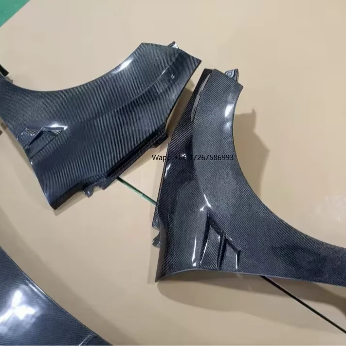 

Carbon Fiber Fender for F o -rd