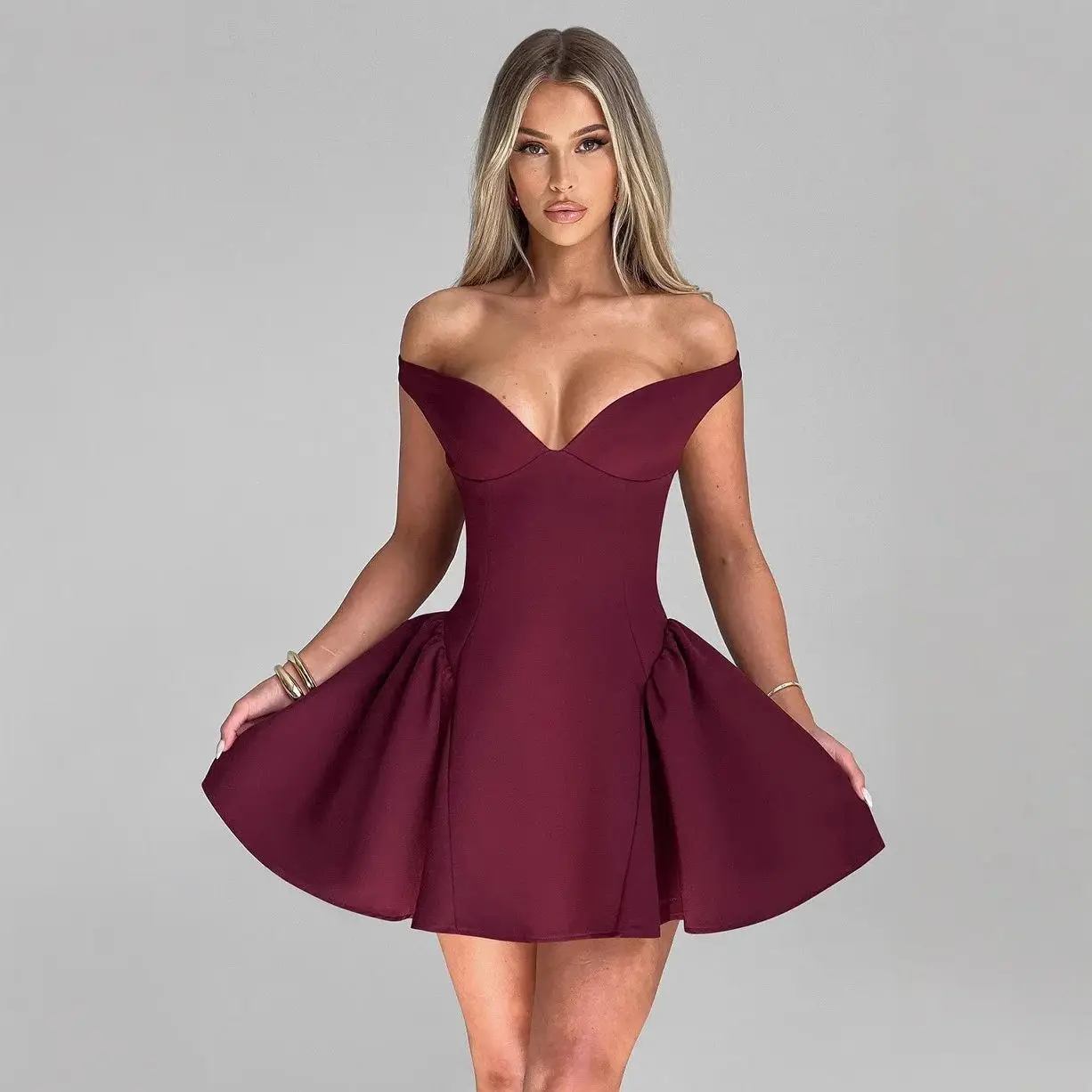 Summer Fashion Sexy Mini Red Dress Women's Silm Fit V-neck Short Dresses Backless Gyaru Party Shirt Coquette Casual Y2k Clothes