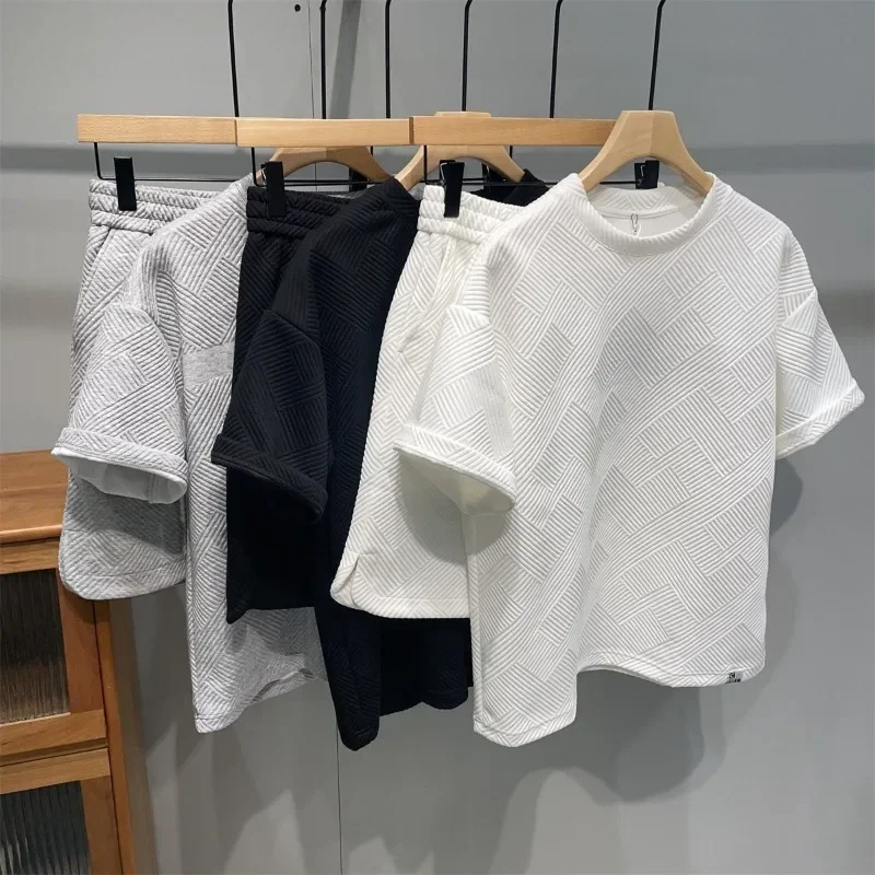 

Summer Men's Short Sleeve Sets Solid Stripes Casual Streetwear O-neck T-Shirt Pullover Fashion Loose Two Piece Set Tracksuit