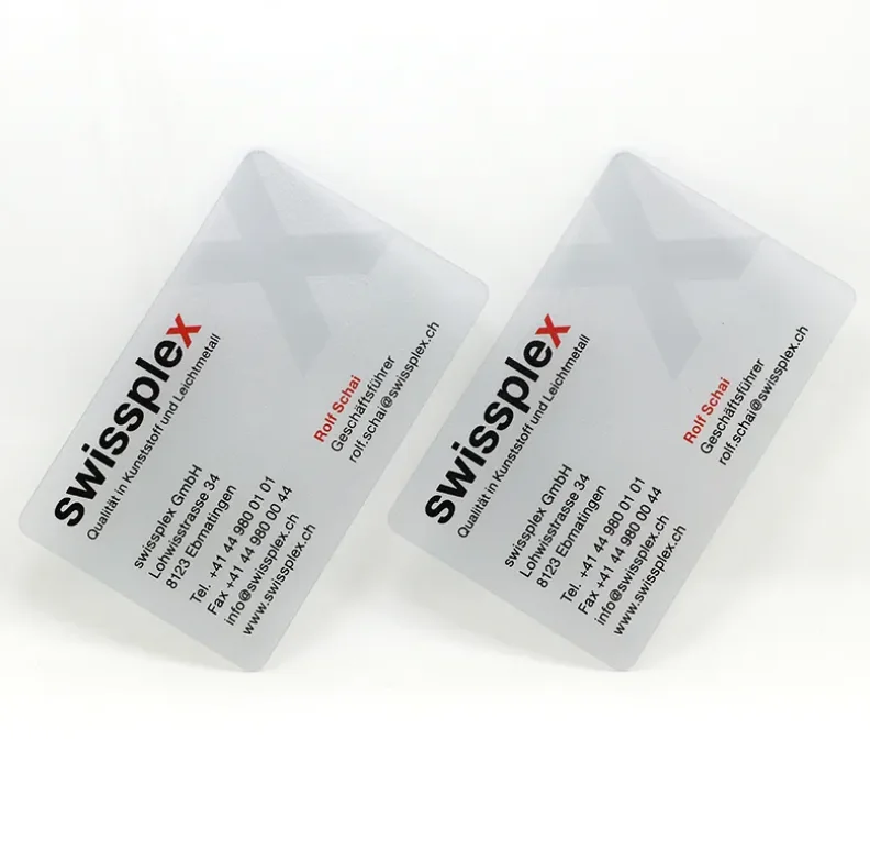 200 個カスタマイズされたユニークな高級透明プラスチック PVC 名刺印刷サービスロゴ会員カード付き