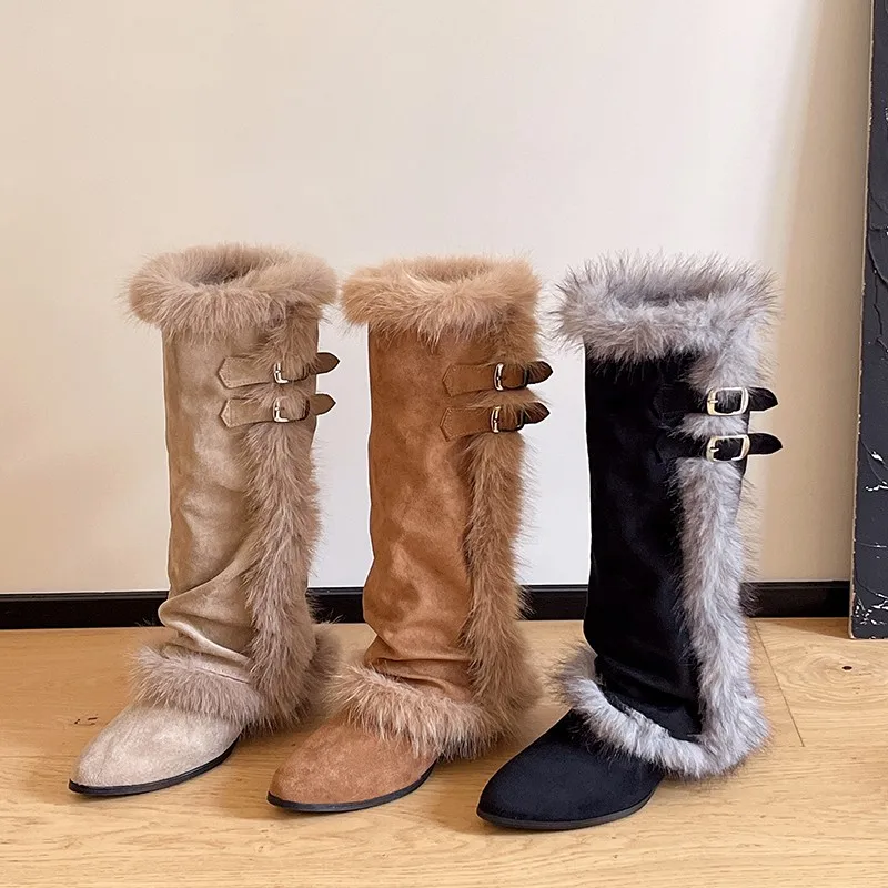 Bottes en fourrure pour femmes polyvalentes avec talons pointus bas et bottes longues résistantes à la neige pour femmes