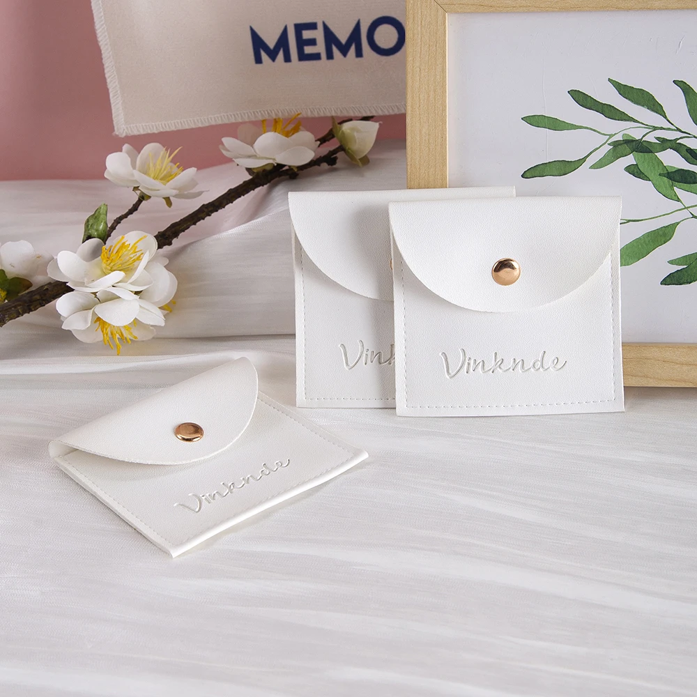 

100Pack Personalized 8x8cm PU Leather Bag Gold Snap Button Jewelry Packaging Pouch for Rings Earrings Bracelet Perfume Organizer