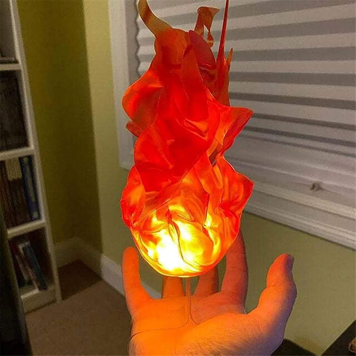 Halloween Floating Fireball Prop Flame Lamp Prop Artificial Fake Fire Floating Props No Flame for Home Halloween Decor