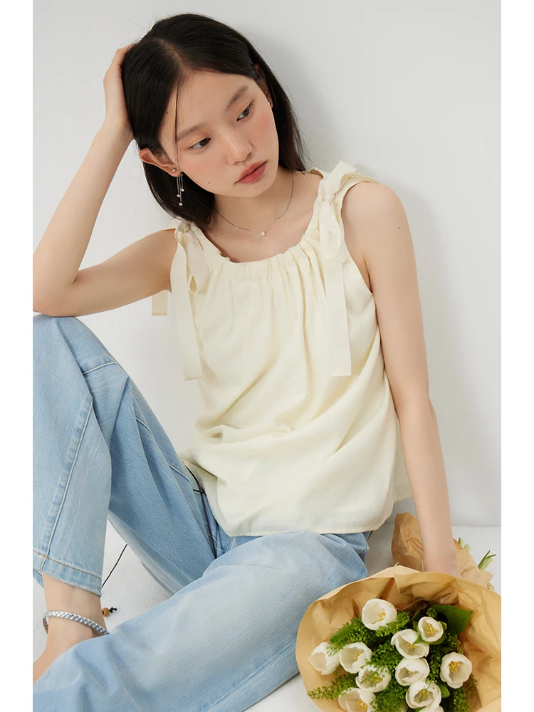 ZIQIAO Women Sleeveless Shirt Adjustable Shoulder Straps Loose Beige Summer Thin Tank Tops Simple Women Blouse 24ZQ92497