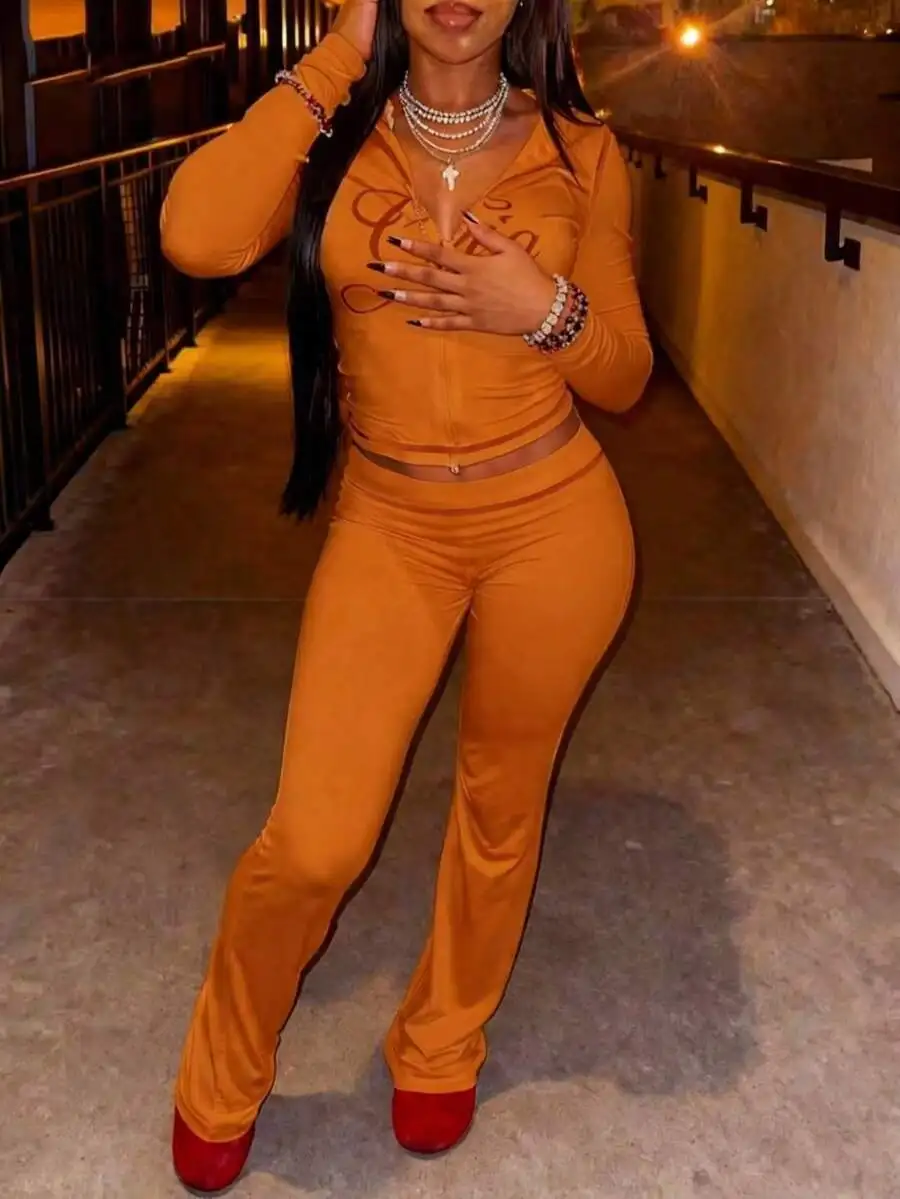 

Orange Women’s Long Sleeve Zip-Up Hooded Crop Top Paired With High-Waist Flared Trousers Street Casual Two-Piece Set Spring